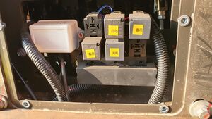 CTX8010 RelaisFusebox.jpg